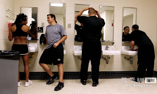 ���أ�����������Ů��ѡ�ι��̣���ͼ��