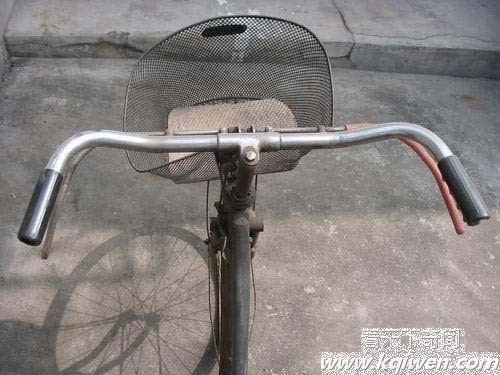 ��������ɬ���ؼ۳��۰���һ��