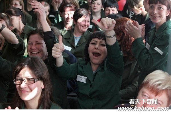 世界各国女子监狱选美实录